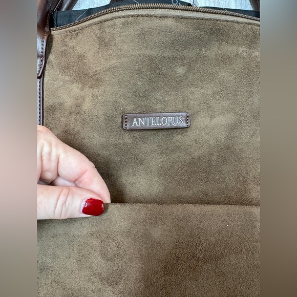 Brand New NWT Mens Brown Faux Suede Leather Large Weekender Bag Zip Top Travel - Picture 4 of 9